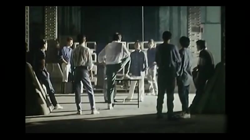 雌雄双辣剧照1