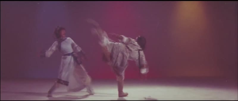 南北腿王剧照1
