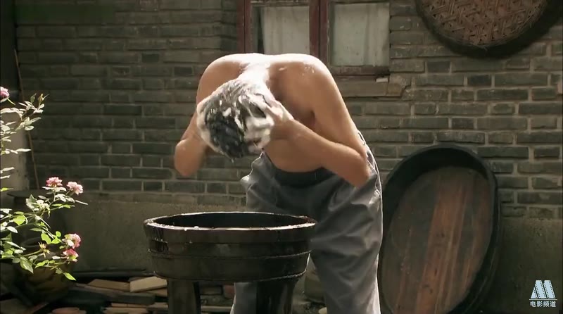 水井边的初恋剧照1