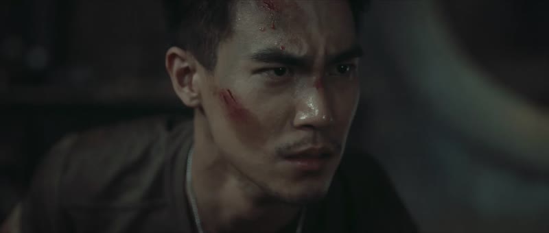 沙海怪兽剧照2